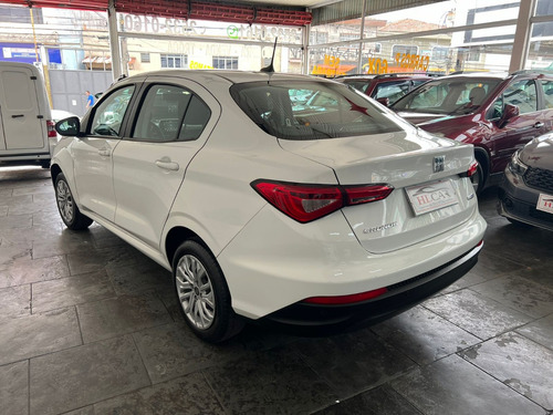 Fiat Cronos 1.3 Drive Flex 4p