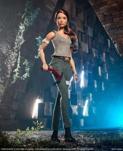 Barbie Lara Croft Tomb Raider FJH53