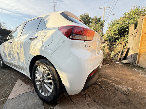 Kia Rio 5 1.4 Ex 6Mt Full