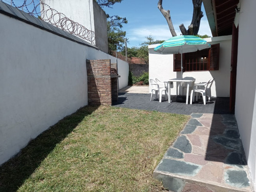 Imagen 16 de 22 de Departamentos 4/5 Personas Villa Gesell