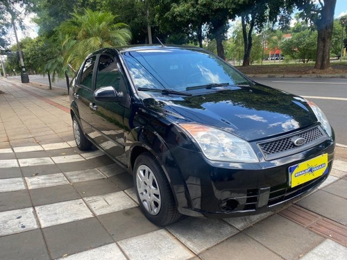 Imagem 6 de 9 de Fiesta Sedan 1.0 Mpi Sedan 8v Flex 4p Manual