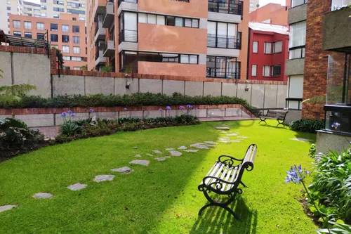 Apartamento En Arriendo En Los Rosales. Cod A1846