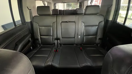 Chevrolet Suburban 5.3 V8 LT Piel 2 Fila Asientos At (B)