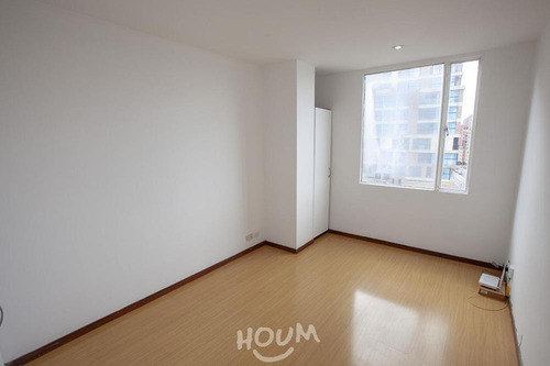 Imagen 3 de 10 de Apartamento En Marly. 1 Habitación, 30 M²