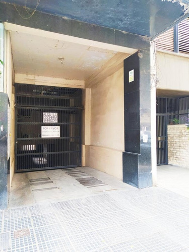 Imagen 6 de 12 de San Juan Al 100 Cocheras En Venta