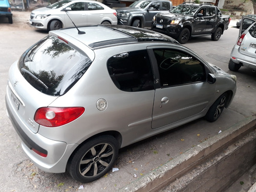 Peugeot 207 1.6 Sedan Xt Premium