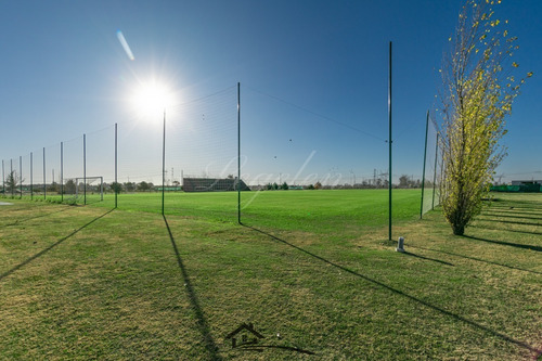 Imagen 20 de 28 de Excelente Lote Cerca Al Área Deportiva En El Barrio Privado