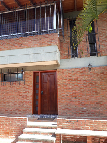 Venta De Casa En Urb San Luis Con Garita De Seguridad
