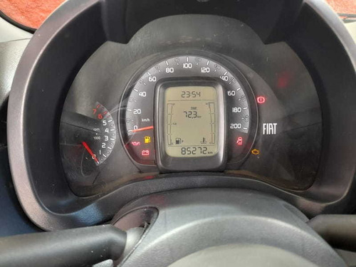 Imagem 10 de 15 de Fiat Uno Attractive 1.0