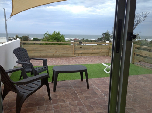 Imagen 21 de 25 de Casa Con Gran Vista Al Mar En La Paloma,(precio Marzo A Nov)