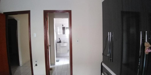 Imagem 12 de 24 de Casas - Venda - Jardim Santa Izabel - Cod. Ca0300 - Vca0300
