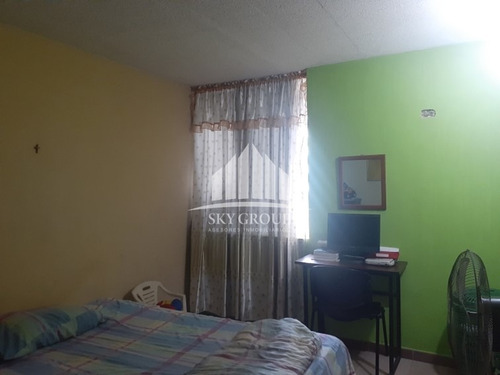 Imagen 9 de 13 de Apartamento En Brisas De Paraparal Yenny Teran 0412-7523884