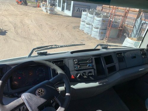 Volkswagen 17 250 2008