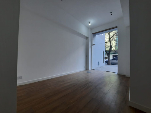 Imagen 3 de 8 de Venta Local A Estrenar Almgro 1/2 Cuadra Cordoba