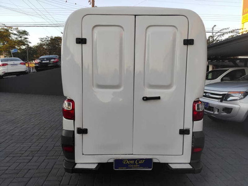 Imagem 6 de 8 de Fiat Strada Hard Working 1.4 Evo Flex 2p 2018