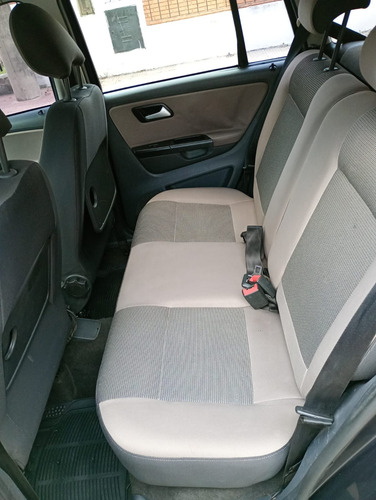 Volkswagen Suran 1.6 Trendline 11b