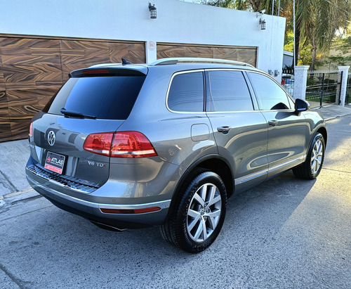 Volkswagen Touareg 3.0 V6 Tdi At