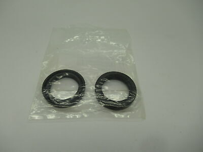 Sealtech Supply S028040070tc Oil Seal 28x40x7 *lot Of 2* Aaj