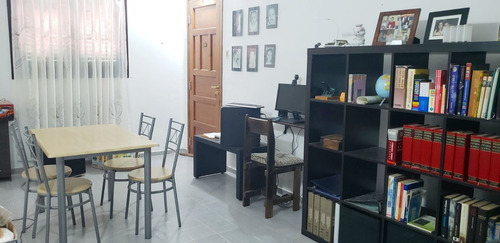 Imagen 2 de 17 de Casa En Venta De 5 Dormitorios C/ Cochera En Cosquín