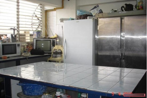 Imagen 9 de 12 de Local Full Acondicionado De 2 Plantas Full Servicios