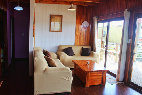 Se Ofrece En Venta Casa En La Calle Principal De Punta Del Diablo