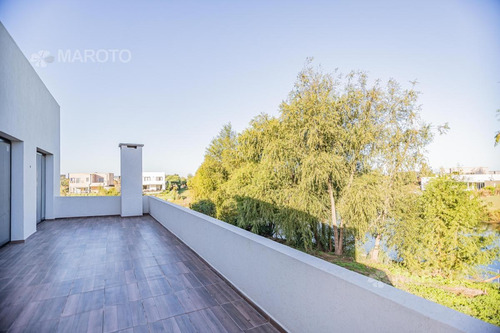 Imagen 17 de 30 de Casa En Venta En El Canton - Maroto Propiedades