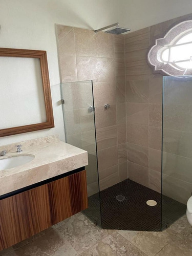 Residencia En Venta En Lomas De Cuernavaca En Paseo De La Reforma