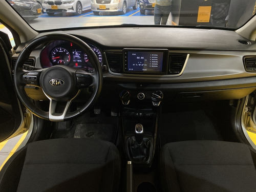 Imagen 17 de 25 de Kia Rio Vibrant