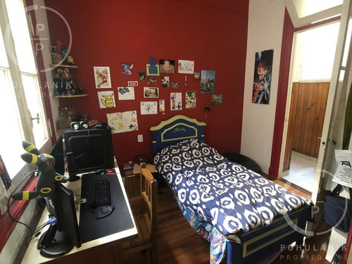 Imagen 10 de 14 de Venta Ph De 4 Ambientes En Almagro Sobre Avenida Rivadavia. Ideal Para Refaccionar!