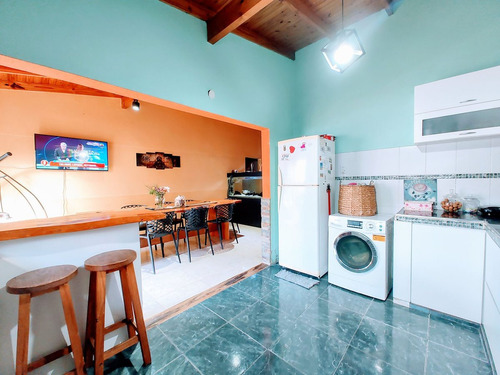 Casa 4 Ambientes En Venta En Bosques Con Pileta
