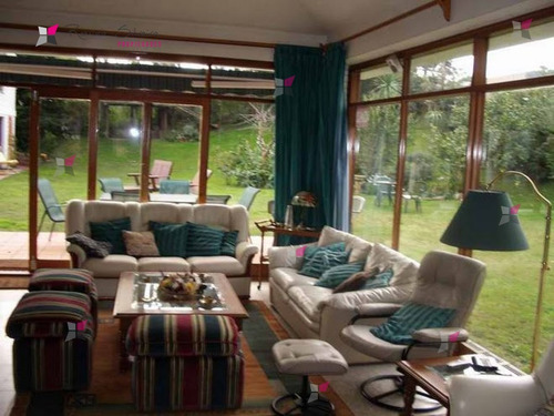Casa En Cantegril, 4 Dormitorios *- Ref: 7659