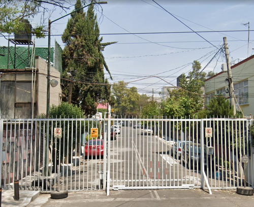 Casa En Venta En La Colona Militar Marte. Delegación Iztacalco. Cdmx!!