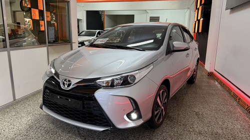 Toyota Yaris 1.5 107cv Xls Cvt