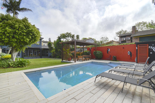 Venta Casa 7 Ambientes Con Jardín Y Pileta En Martinez