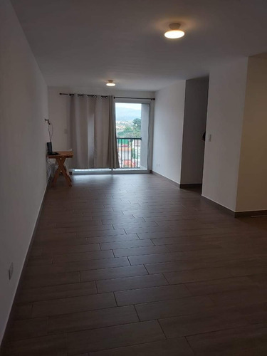 Imagen 1 de 4 de Apartamento En Alquiler En Santa María De Las Charcas
