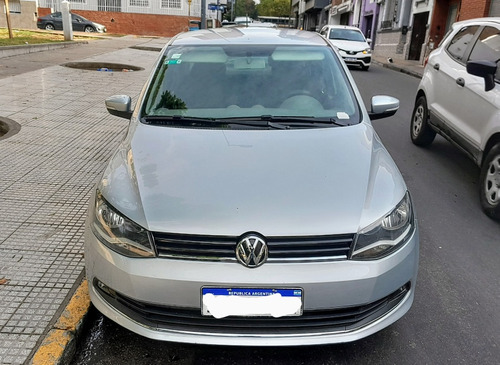 Volkswagen Voyage 1.6 Highline 101cv