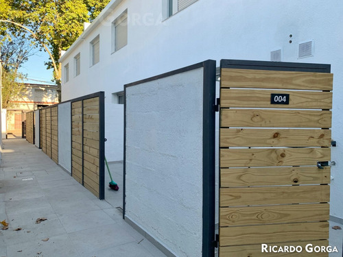 Casas Duplex La Blanqueada 1 Dormitorio Patio Unidad 4