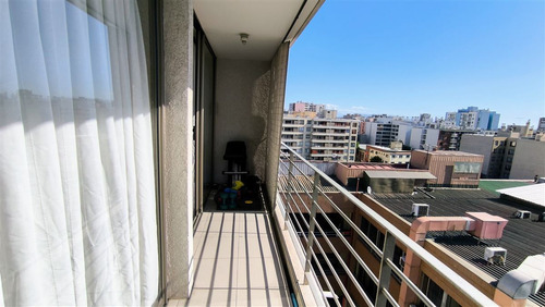 Departamento En Venta De 2 Dorm. En Santiago