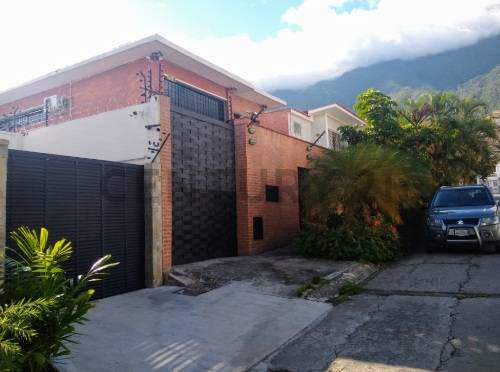 Fj - Casa En Venta, Parte Baja De Sta. Eduvigis