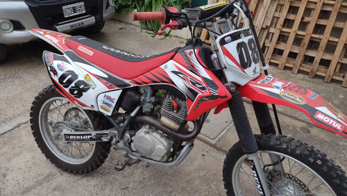 Imagen 2 de 5 de Honda Crf230