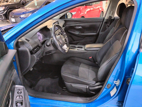 Nissan Sentra 1.8 Advance Cvt