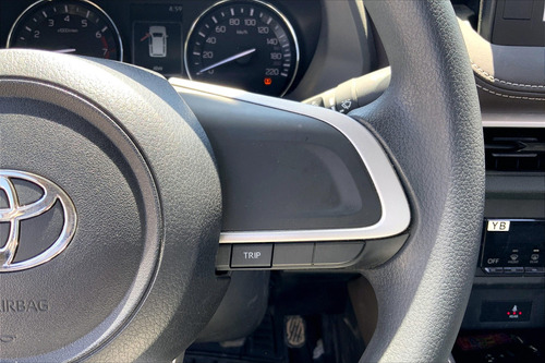 Toyota Yaris 2023