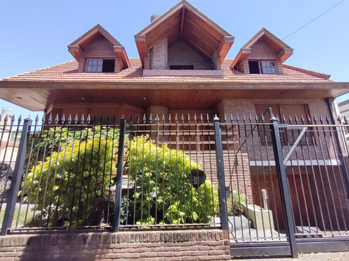 Chalet En Venta Banfield Lote Doble Imperdible Permuta