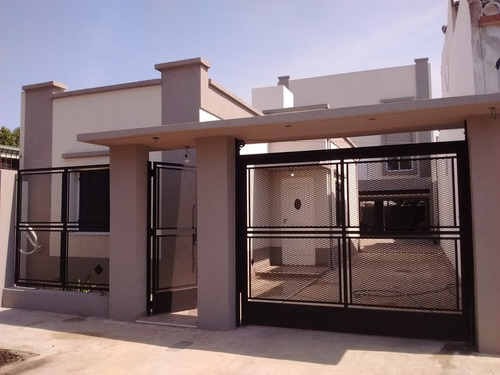 Venta Duplex 2 Dormitorios En Turdera