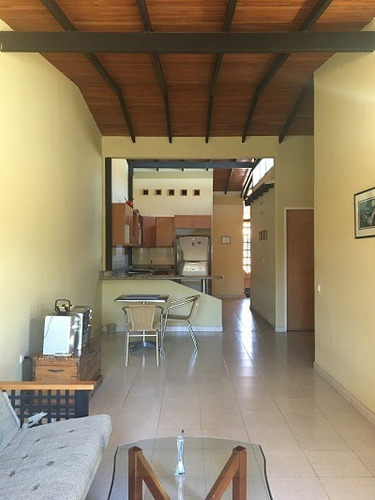 Imagen 2 de 14 de Venta linda Casa de Una Planta Ubicada En Valle De Oro