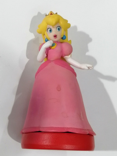 Amiibo Princess Peach / Nintendo 