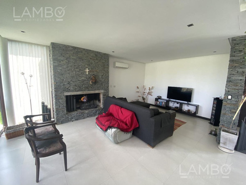Imagen 12 de 30 de Venta - Casa - Estancias Del Pilar - Lambo Propiedades