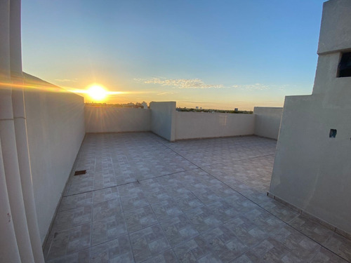 Imagen 14 de 16 de Departamento En Venta, Haedo Moron, Con Terraza Privada Y Parrilla