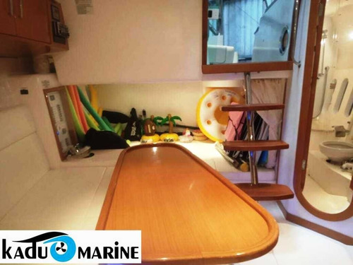 Imagem 9 de 15 de Lancha Phantom 360 2 X Mercruiser 320 H P Oportunidade !!!