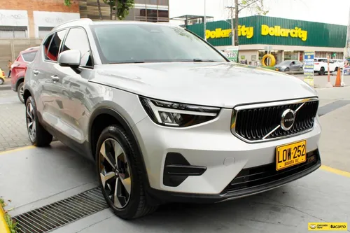 Volvo XC40 2.0 B4 Hibrida At 4x2